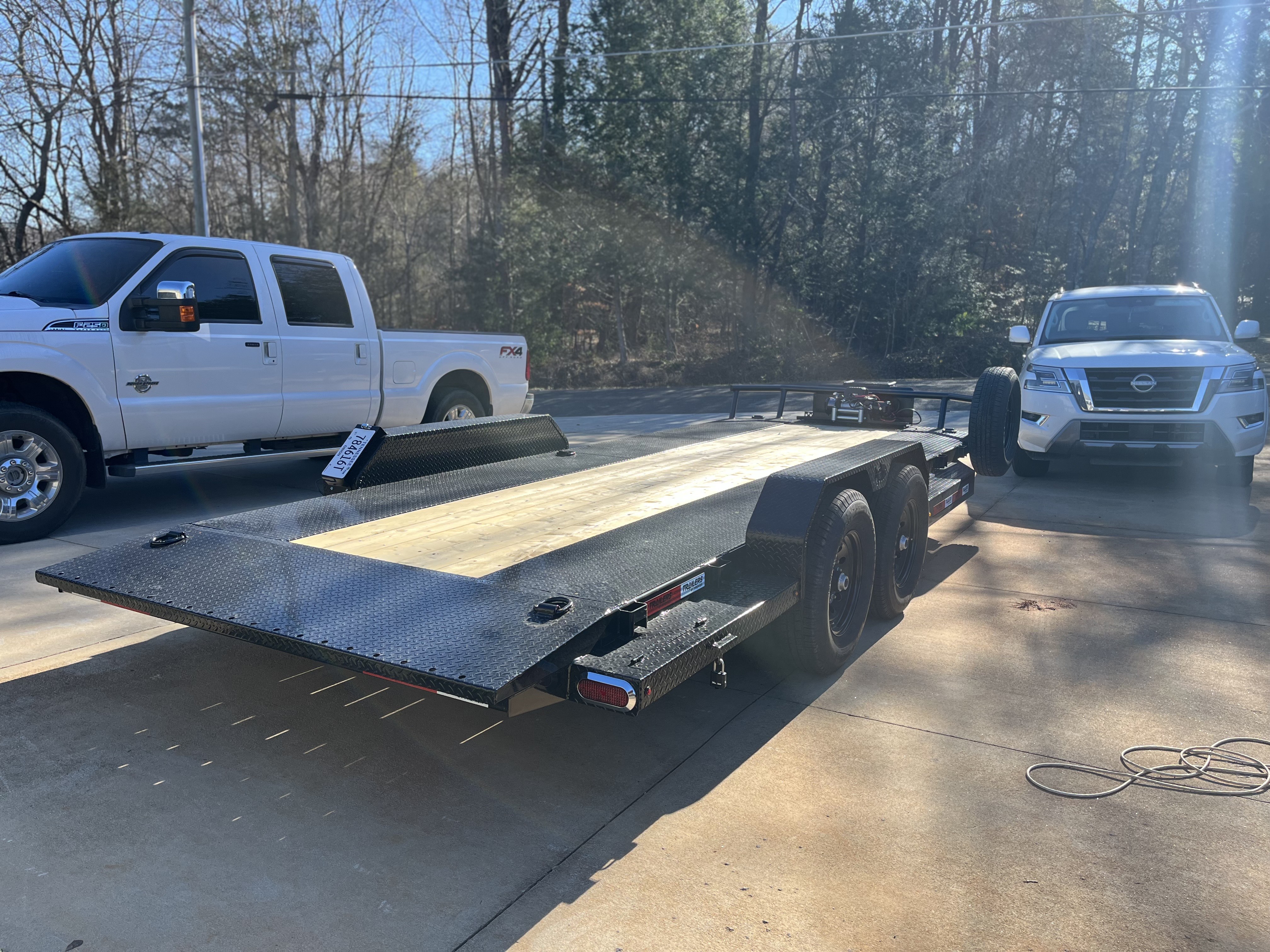 20ft car hauler trailer rental in Travelers Rest SC - Professional vehicle transport equipment